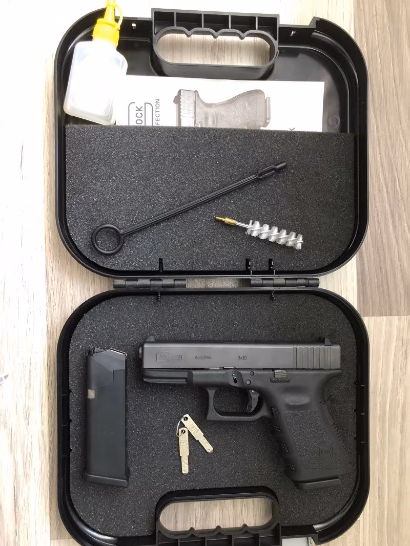 Glock 19 (Anahtarlı) Sıfır gibi