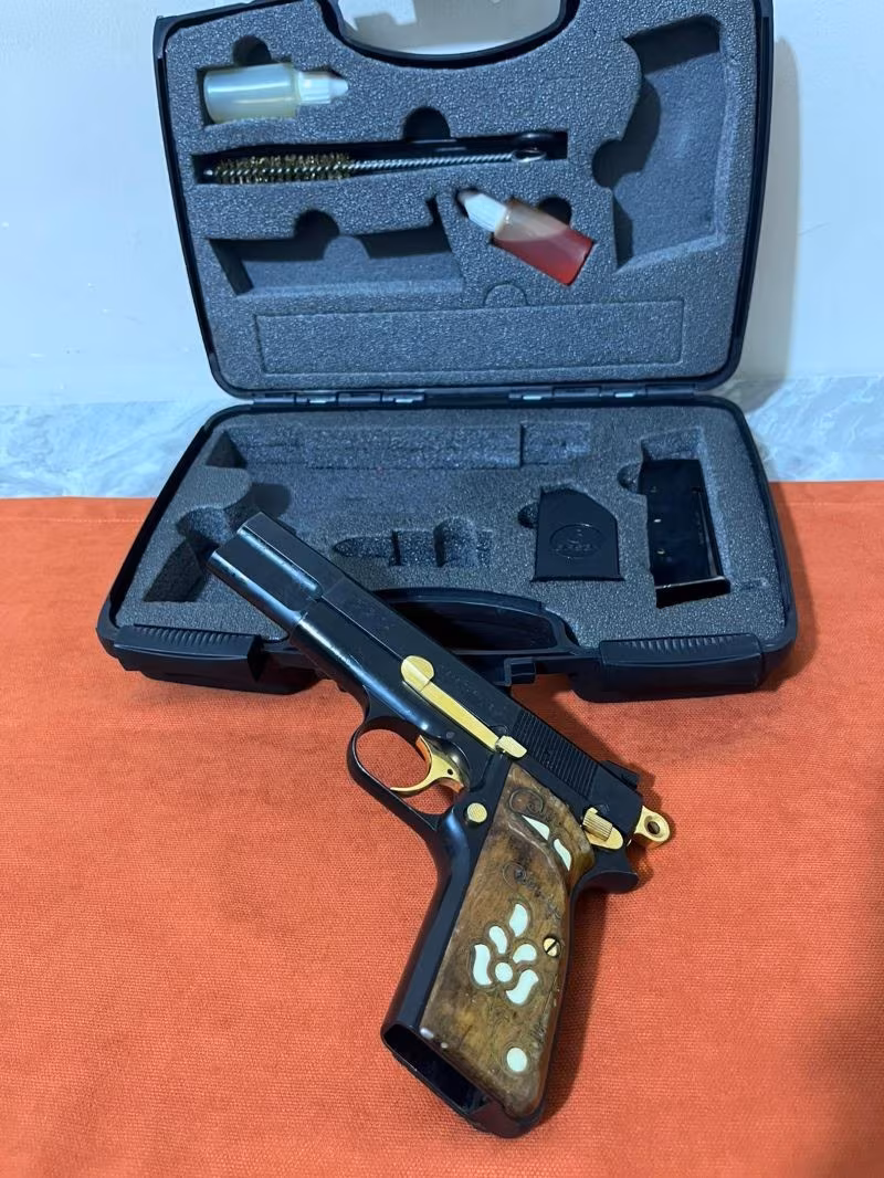 KAMU GÖREVLİSİNDEN SATILIK ZİG14