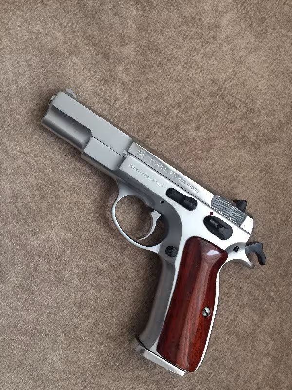 Cz75 Koleksiyon için anlayana