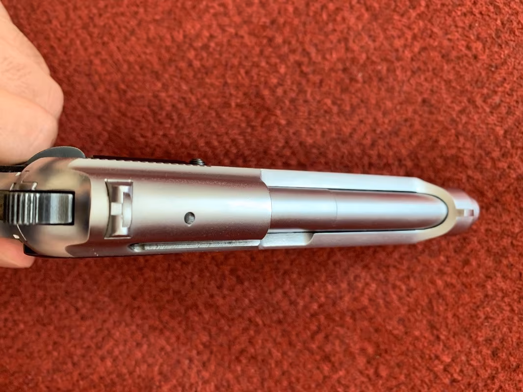 Memurdan Temiz Düğmeli Beretta 7.65 Mod 70