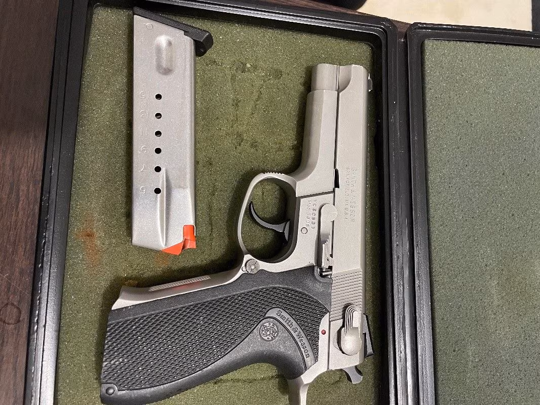 Smith wesson 5906