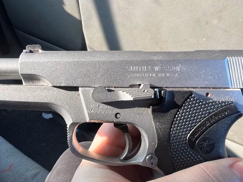 Swit Wesson 5906 15+1 çift şarjör