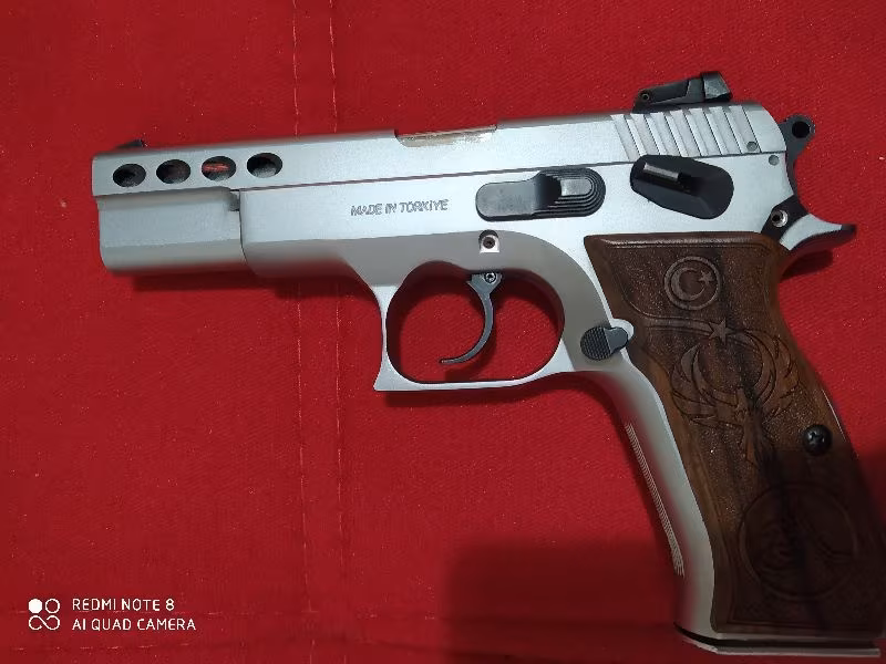 Askeri personelden P8L