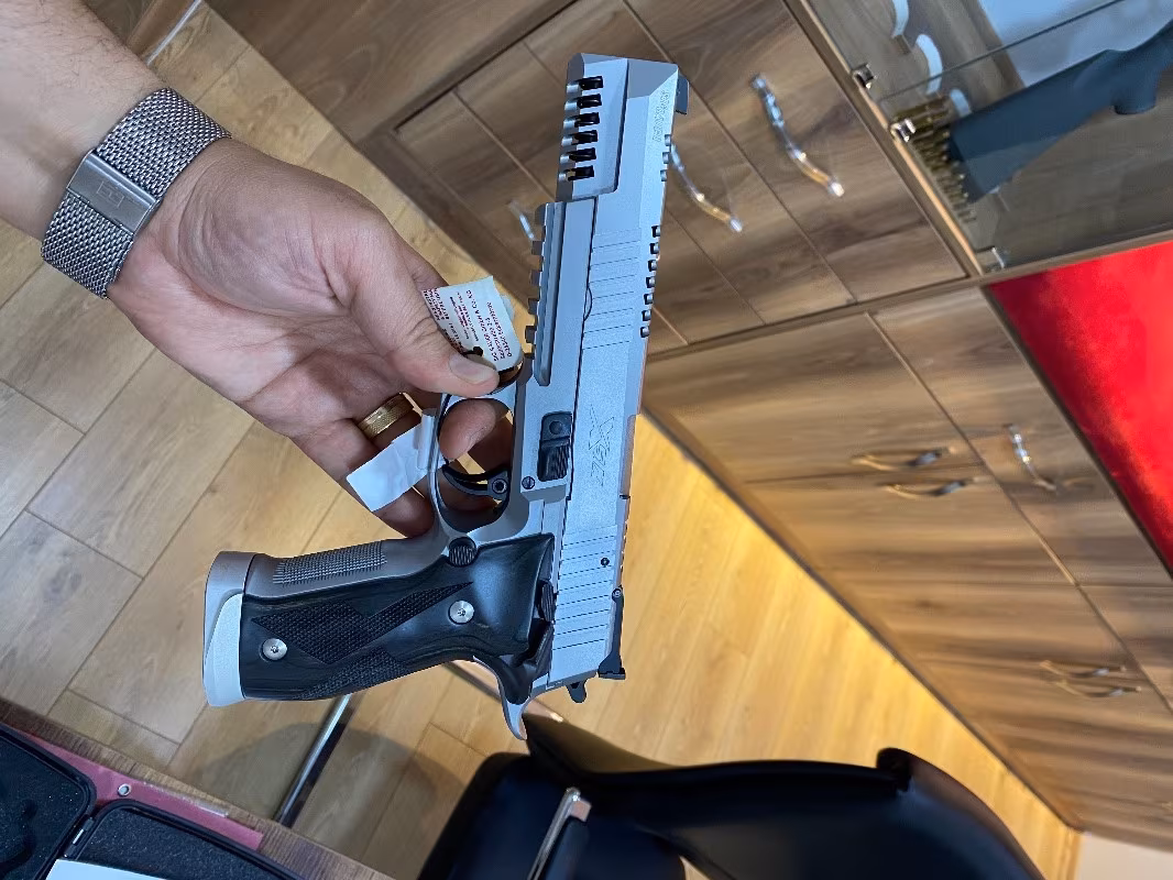 Sıg sauer X6 skeleton 19+1 9mm