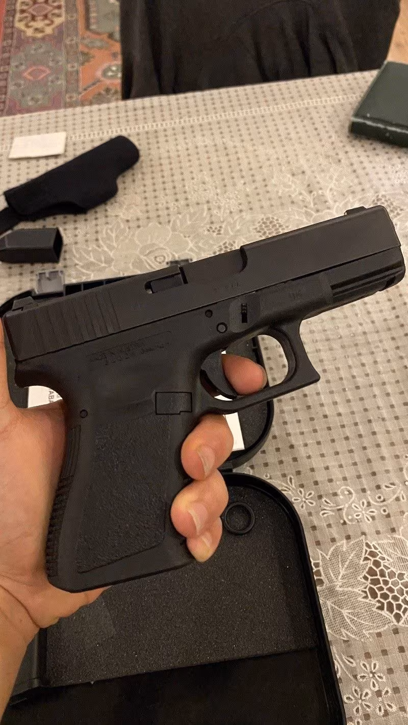 BAYANDAN 2 ŞARJÖR ATILMIŞ SIFIR AYARINDA GLOCK 19