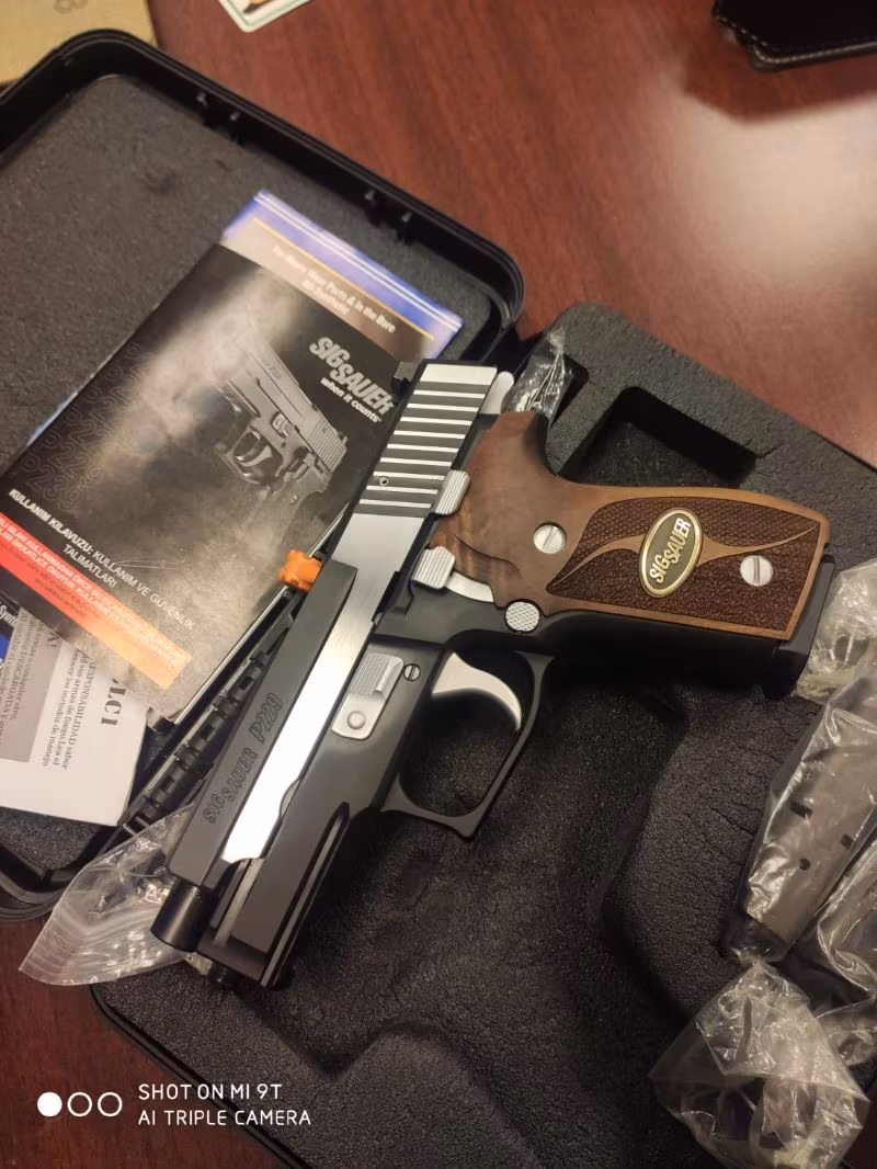 Silahın Şahı p229 Equinox