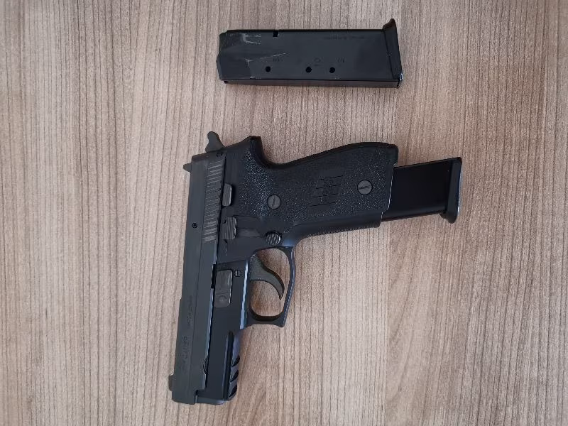 Çiziksiz daha mermi, atılmamış sig sauer p229