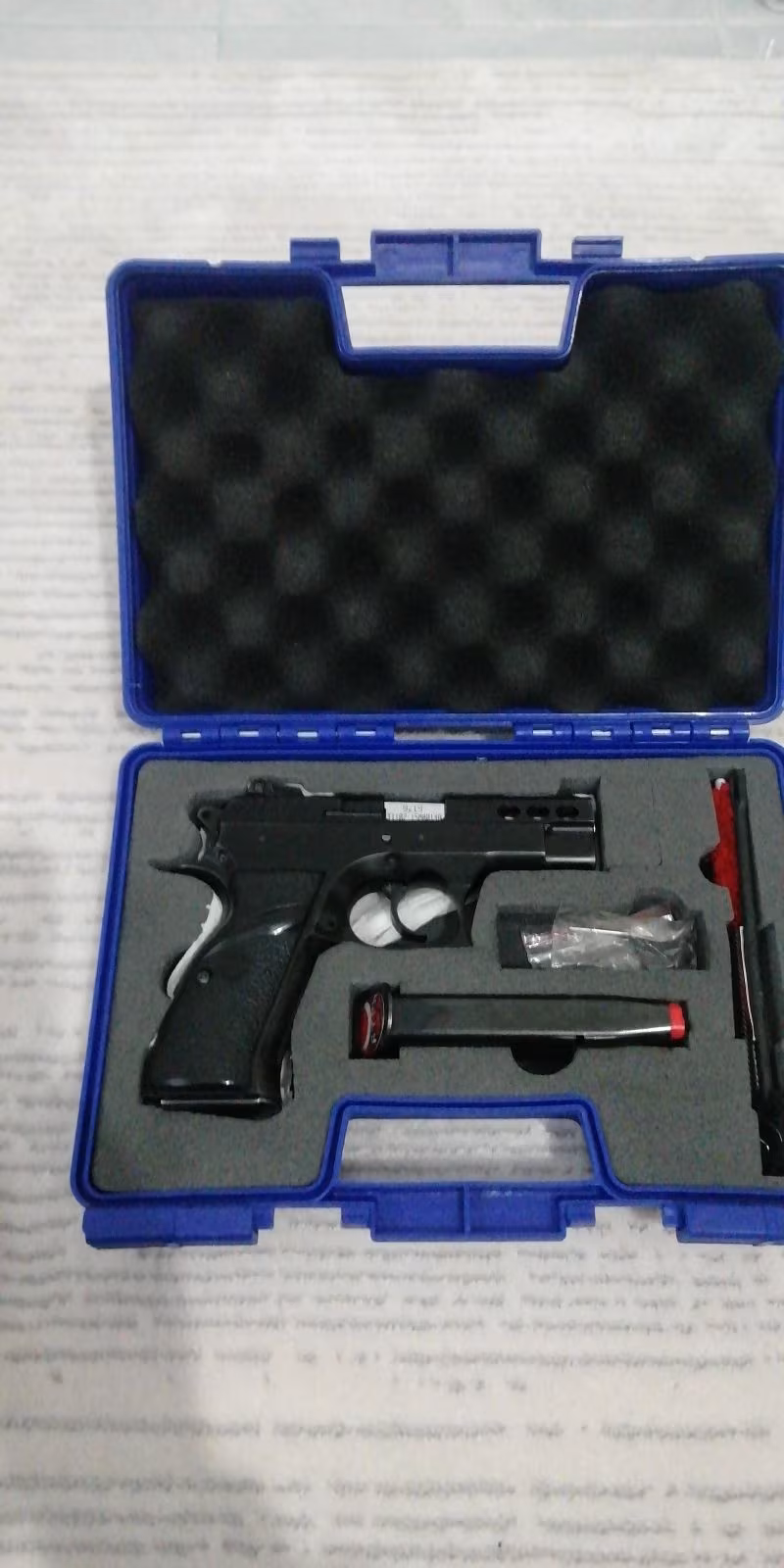 Silahım satılıktır