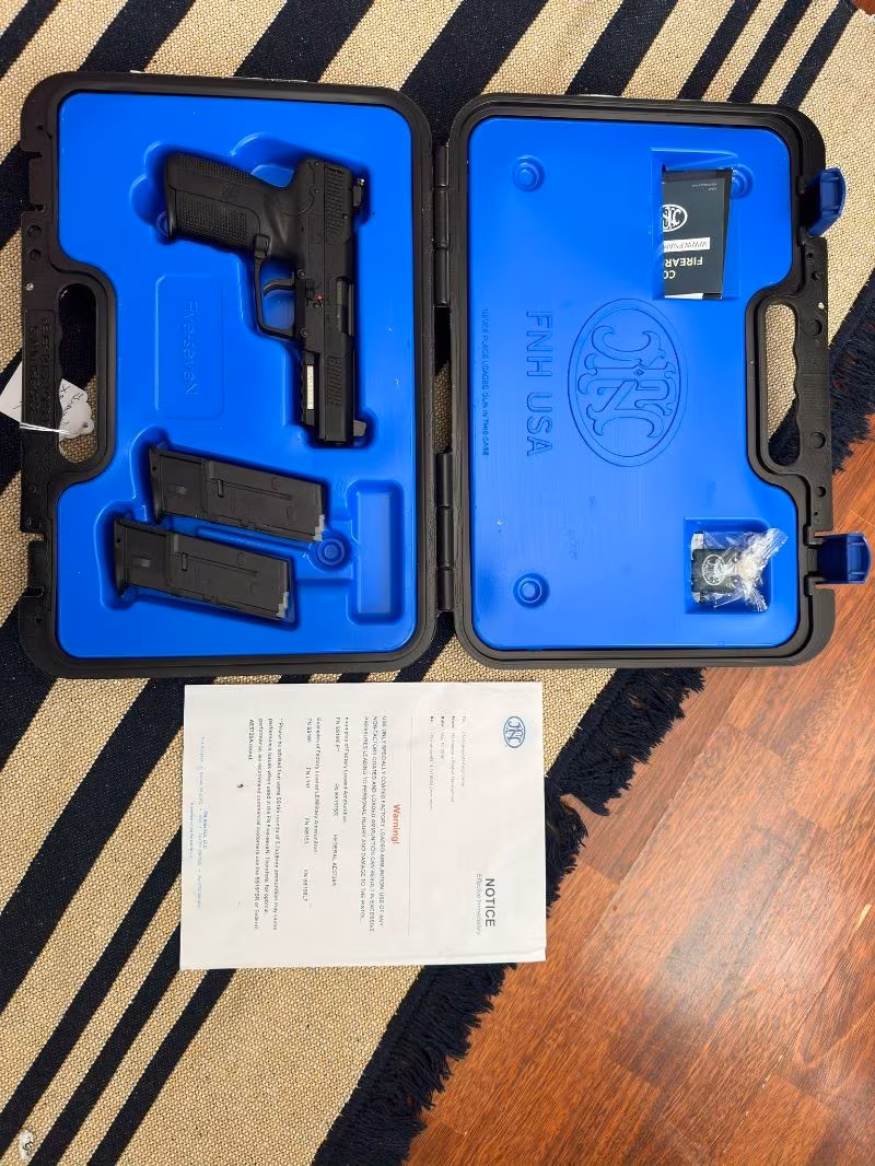 FN Five Seven Sıfır ve yanında 150 adet mermisi ile beraber verilecektir