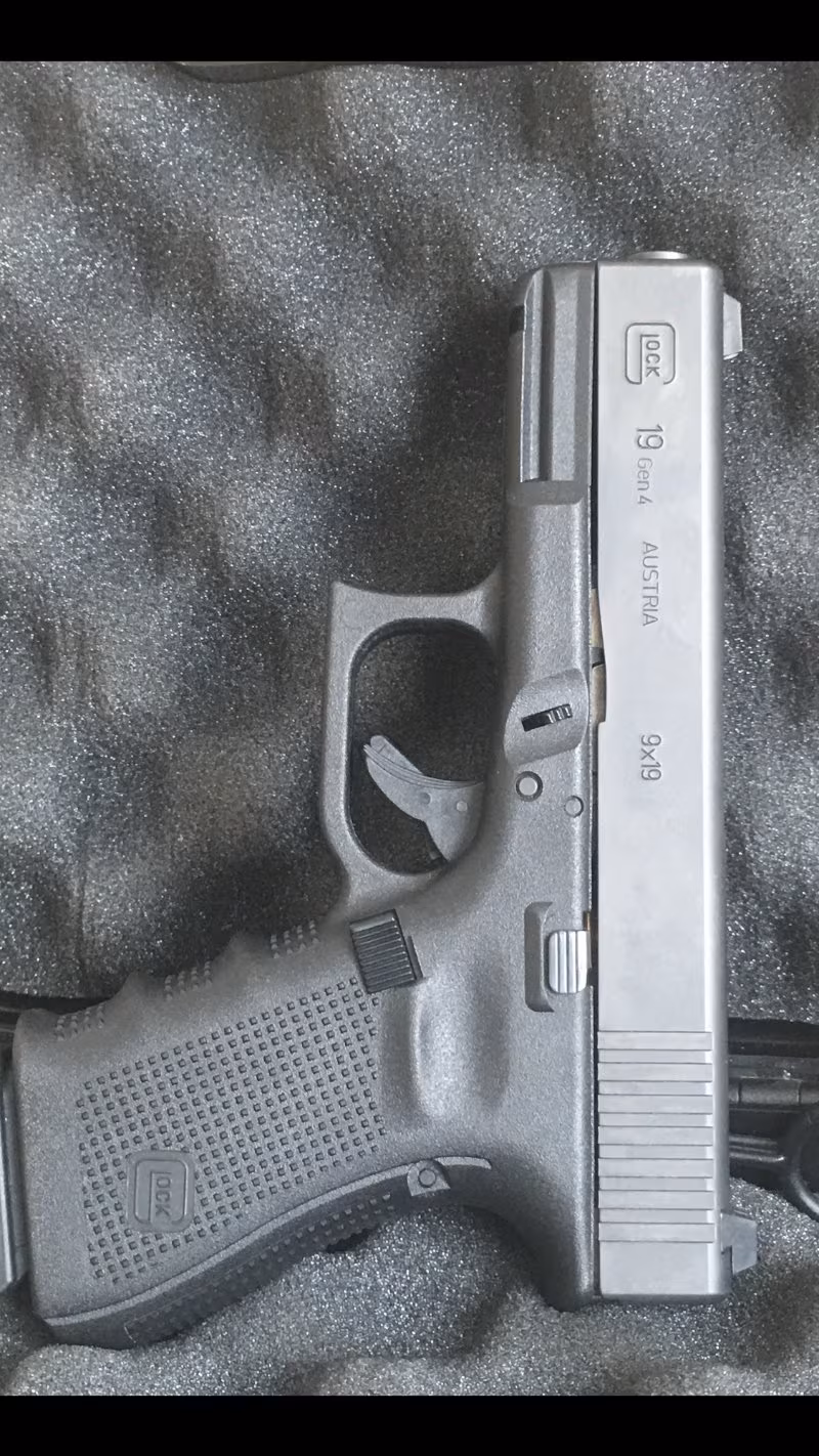 SIFIR GLOCK İLK GÜNKÜ GİBİ
