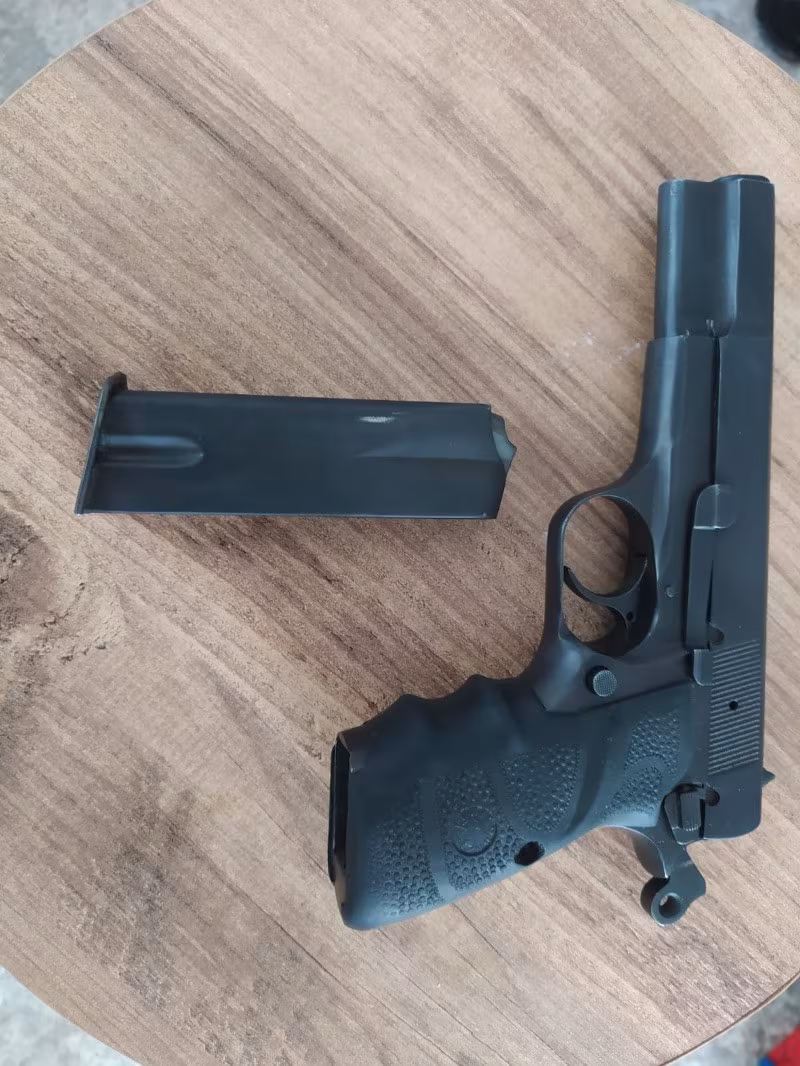 Memurdan taşıma ruhsatlı browning