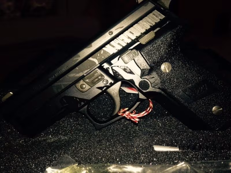 SIG SAUER P229 ALSO ALMAN