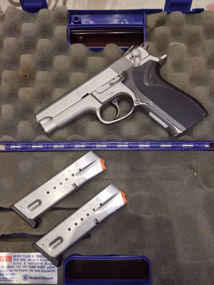 Smith Wesson 5906 14+1 şarjörlü
