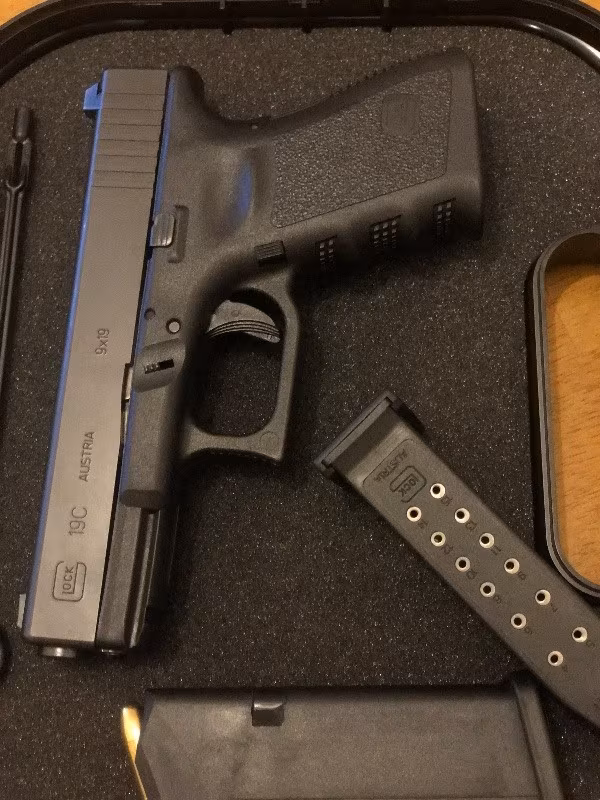Acil! Sıfır ayarında Glock 19 C