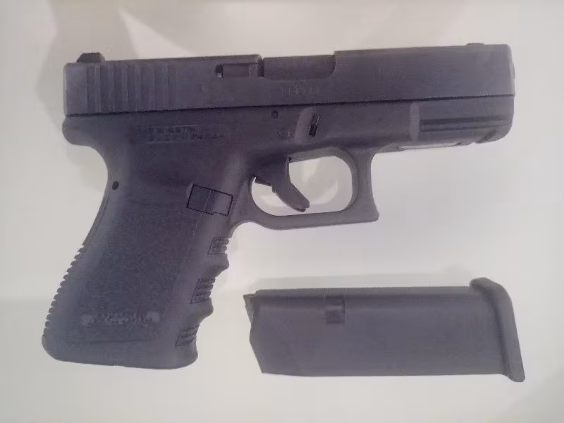 TEMİZ GLOCK 19