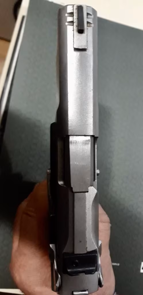 GÜMÜŞ İŞLEMELİ ALTIN HARFLİ RUGER P89