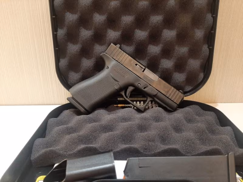 Glock 43 x Gen 5 Hayalet tabanca  Sıfır kutusunda özel seri