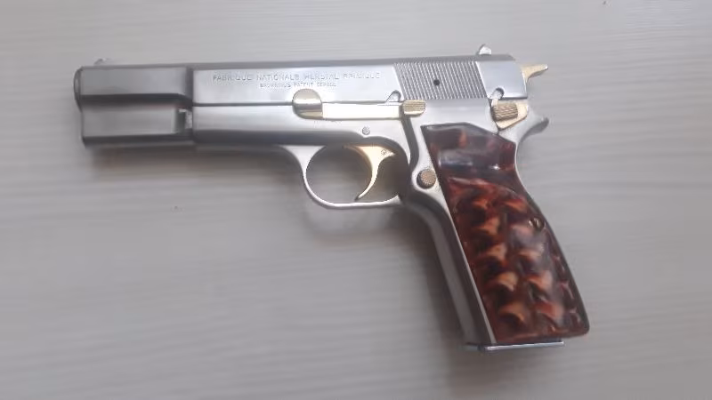ÖZEL BİR BROWNİG