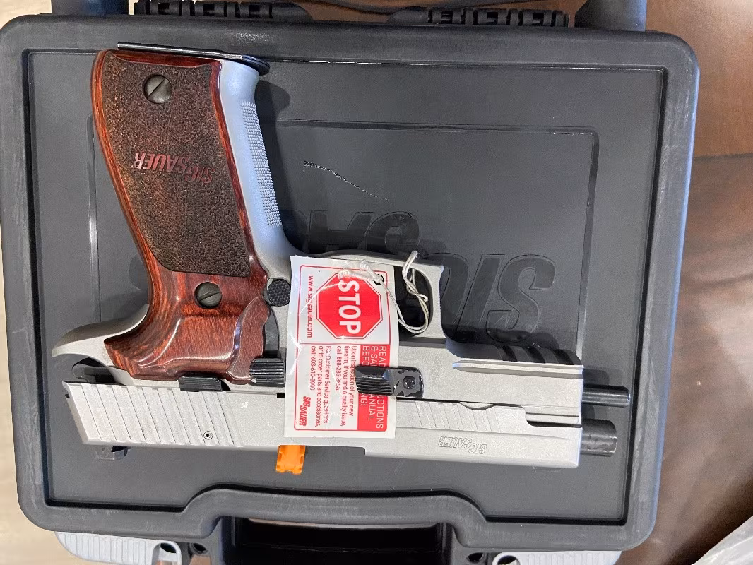 Memurdan Sıfır Kutusunda Sig Sauer P226 Elite Stainless Steel