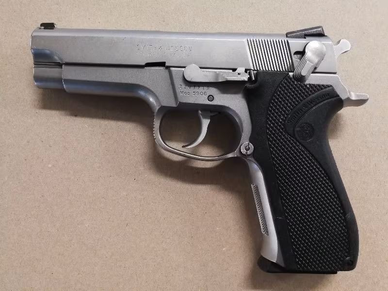 EFSANEVİ SMITH WESSON 5906