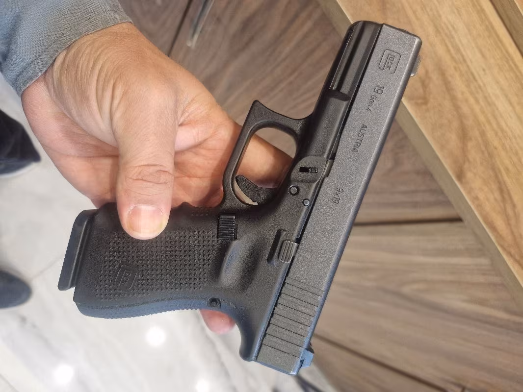 GLOCK 19 GEN4 HATASIZ KAMU PERSONELİNDEN