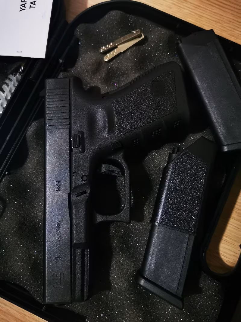 Sıfır glock 19 c anahtarlı