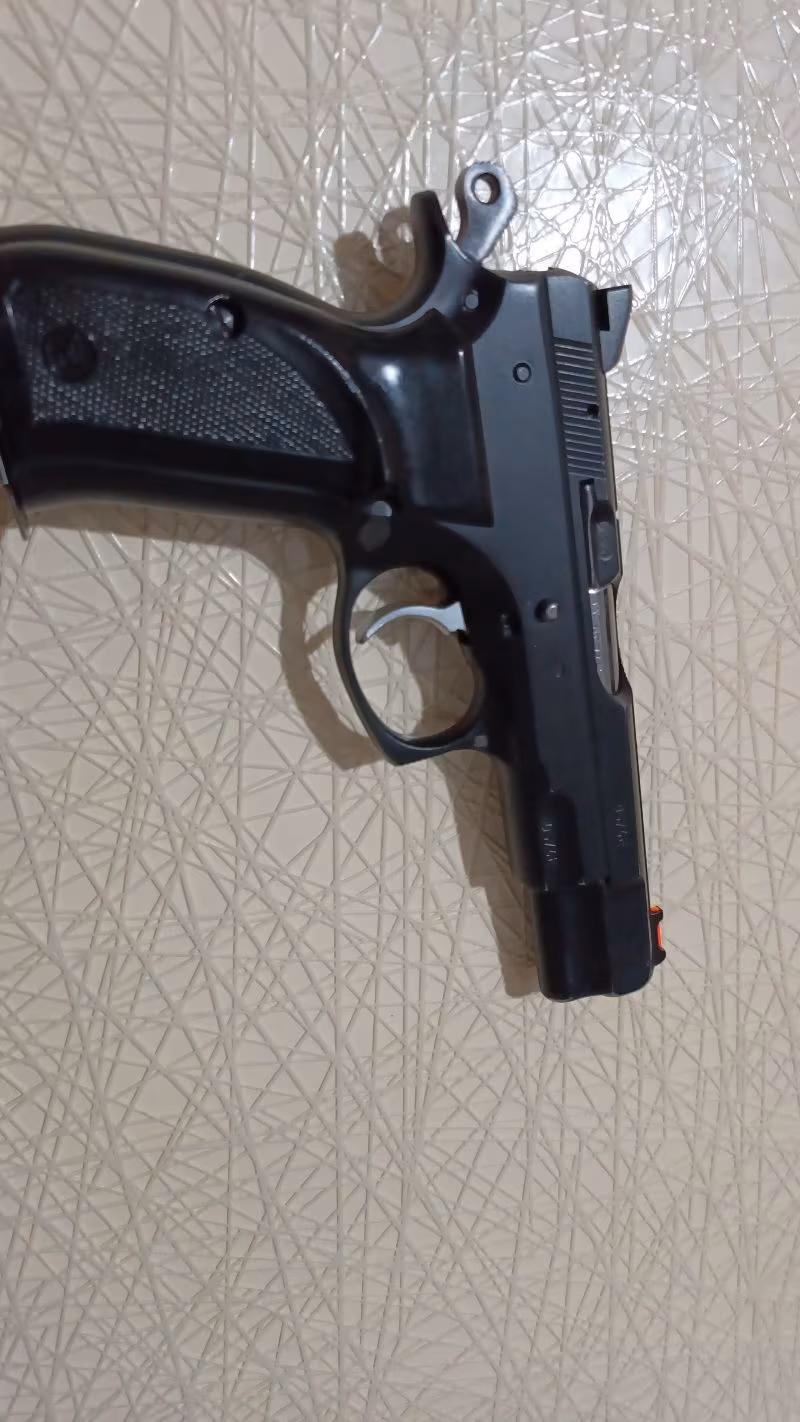 Cz75B  1995