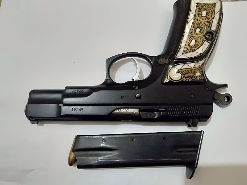 98 model sıfır ayarında 98 model cz 75 B
