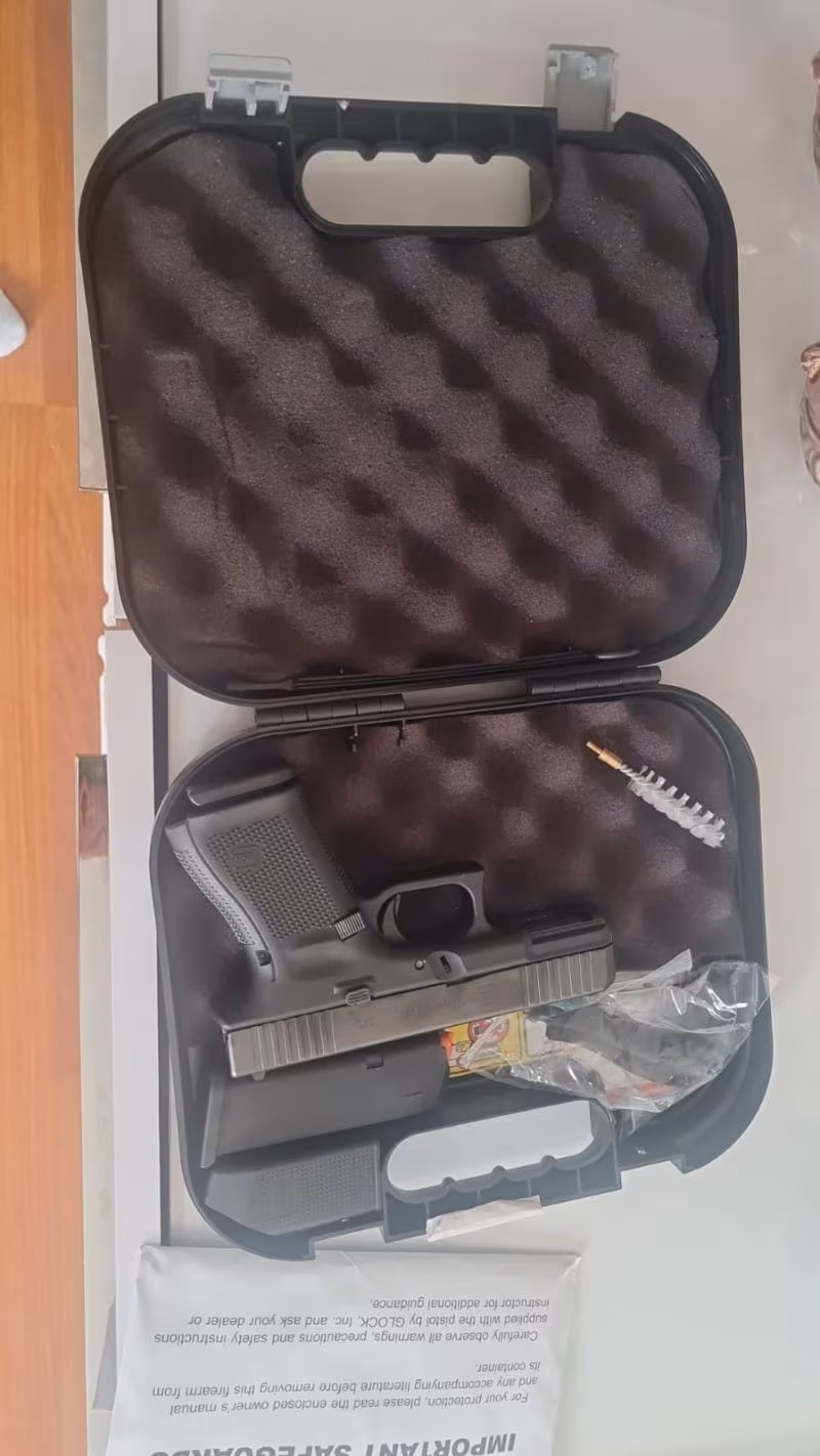 KAMU GÖREVLİSİNDEN ACİL SATILIK GLOCK G 19 GEN 5 SIFIR HİÇ KULLANILMAMIŞ. İHTİYAÇTAN SATILIK