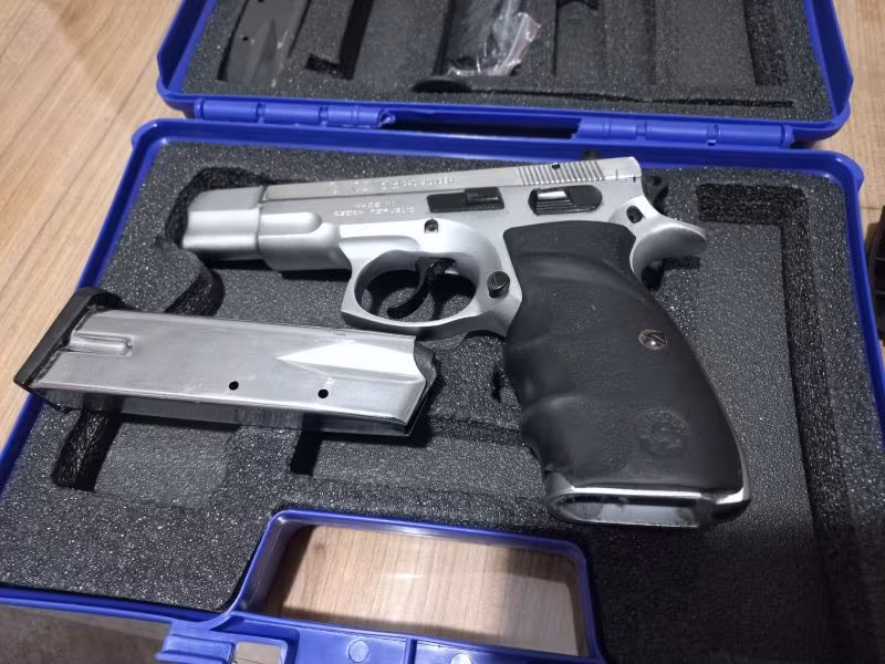 KAMU PERSONELİNDEN CZ75 Z