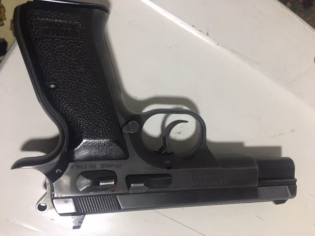 İtalyan sarsılmaz tanfoglio