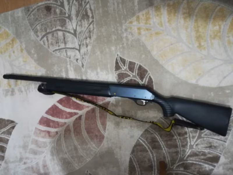 Lu-mar yarı otomatik 7+1 plastik siyah