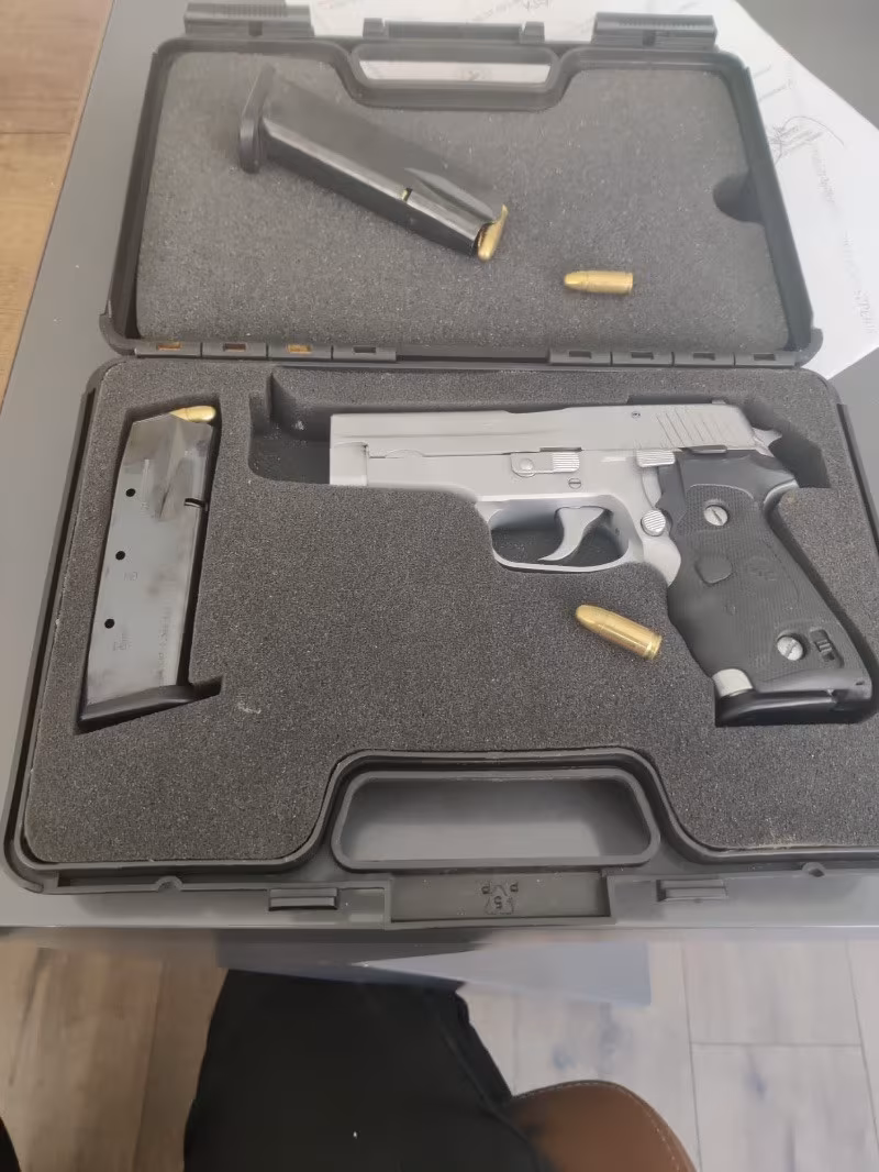 Emniyet mensubundan sıfır ayarında sıgsauer p228