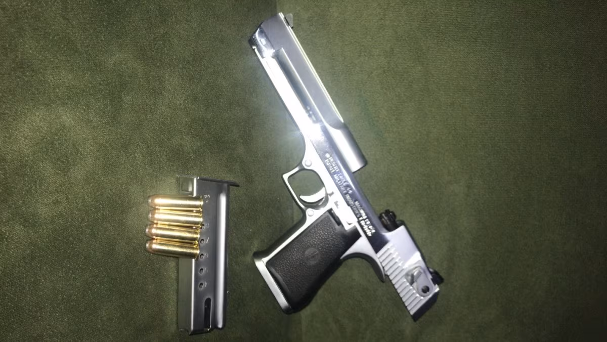 Desert Eagle 44 magnum