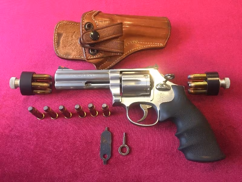 Sahibinden Temiz Smith&Wesson 686-6 4" İnç Anahtarlı model