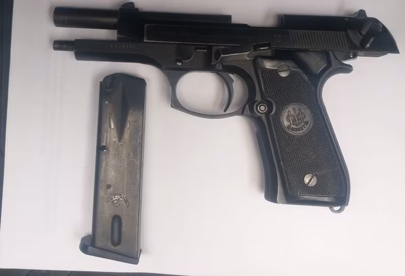 Askeri personelden baretta