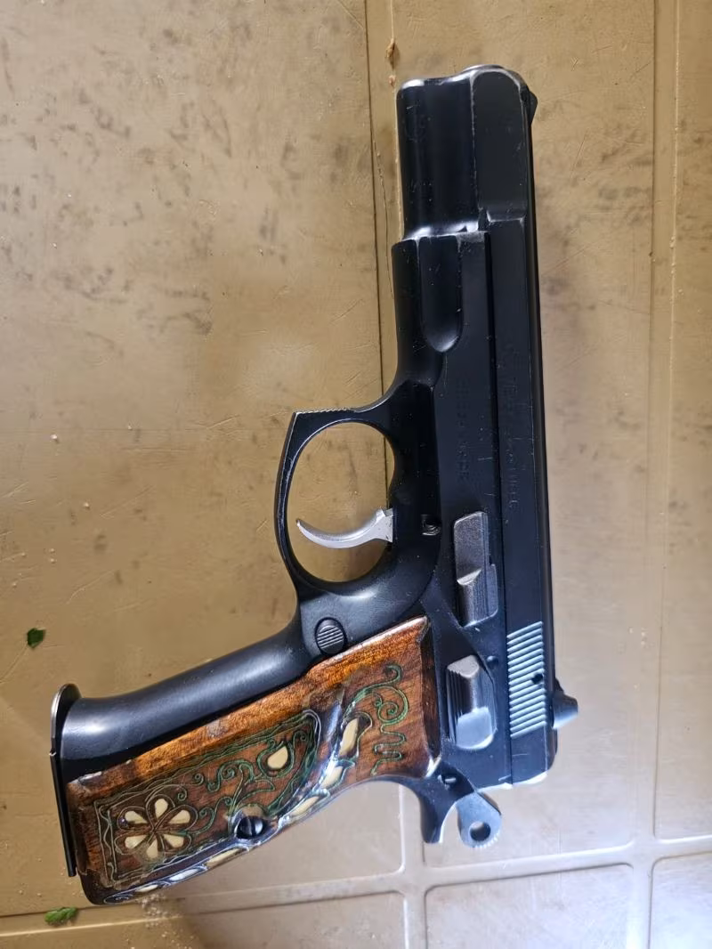 CZ 75 B