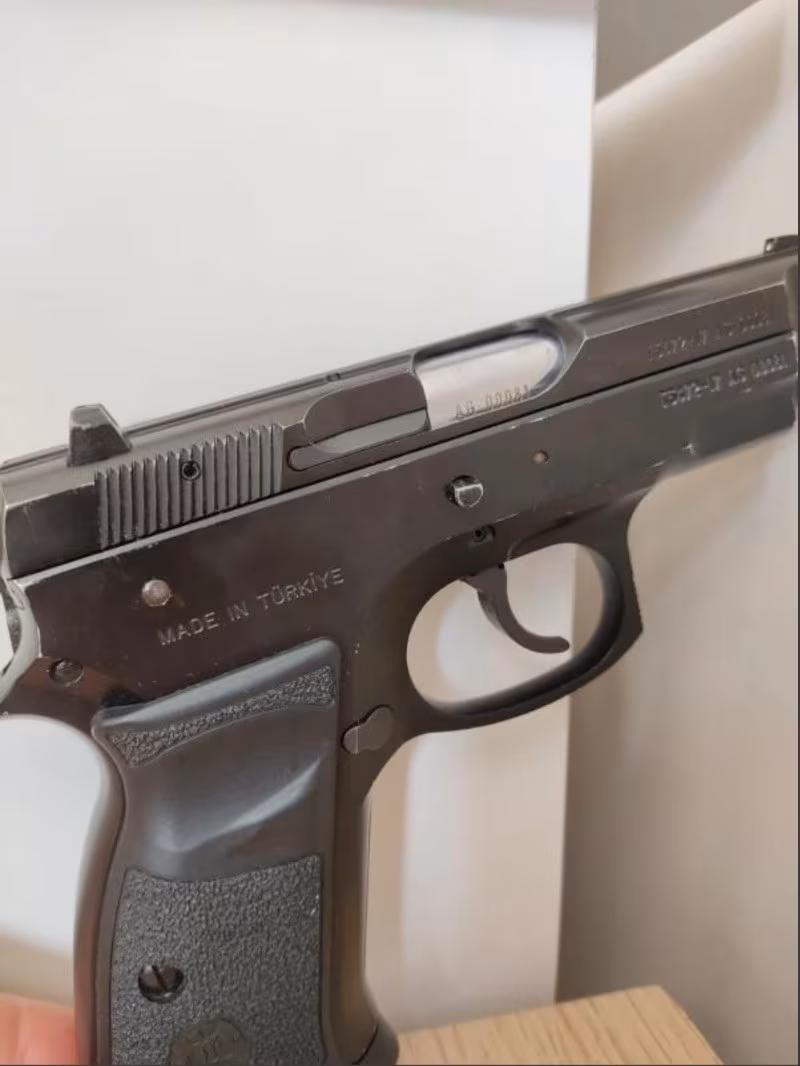 Memurdan Canik C 100