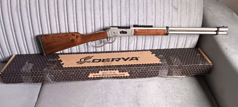 EMEKLİ EMNİYET GÖREVLİSİNDEN RUHSATLI,KUTUSUNDA,SADECE DENEME ATIŞI YAPILAN 36 KALİBRE DERYA MD-112 LEVER ACTION.10.000 TL.