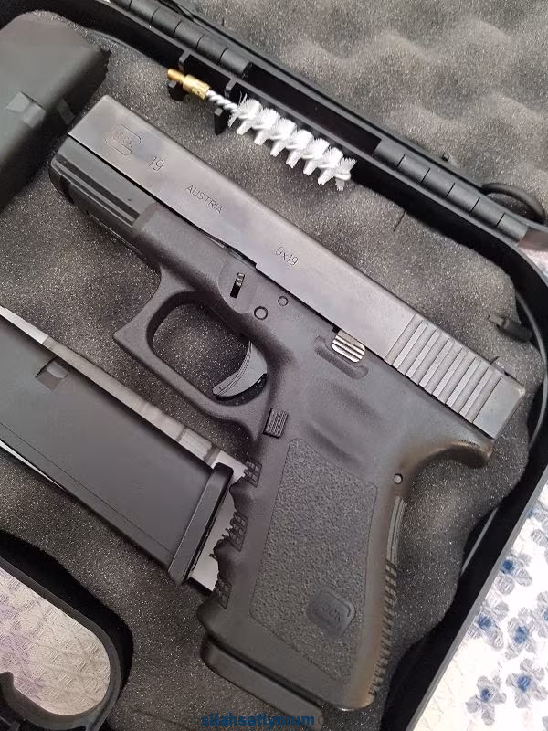 Glock 19 fosforlu gez ve arpacık