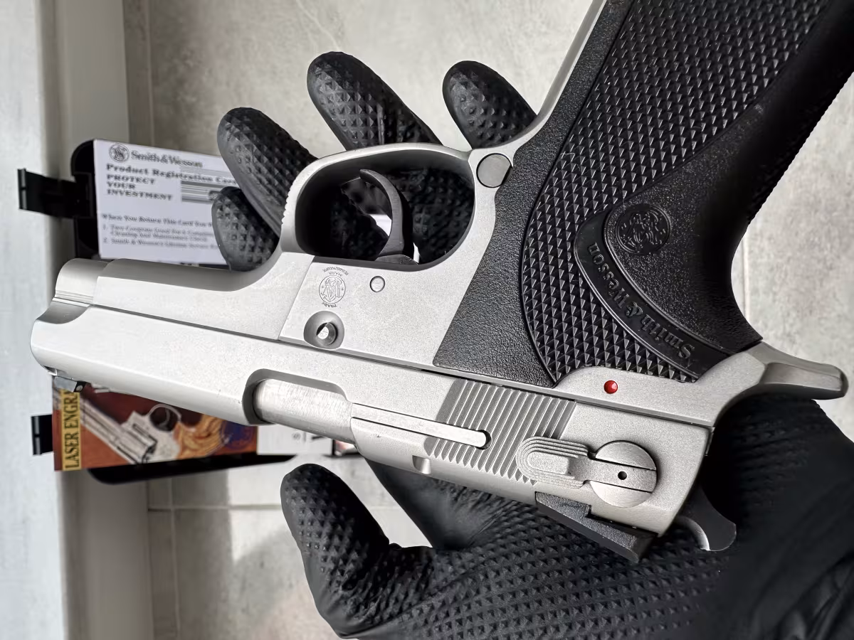 SMİTH WESSON 5906 15+1 ORJİNAL USA