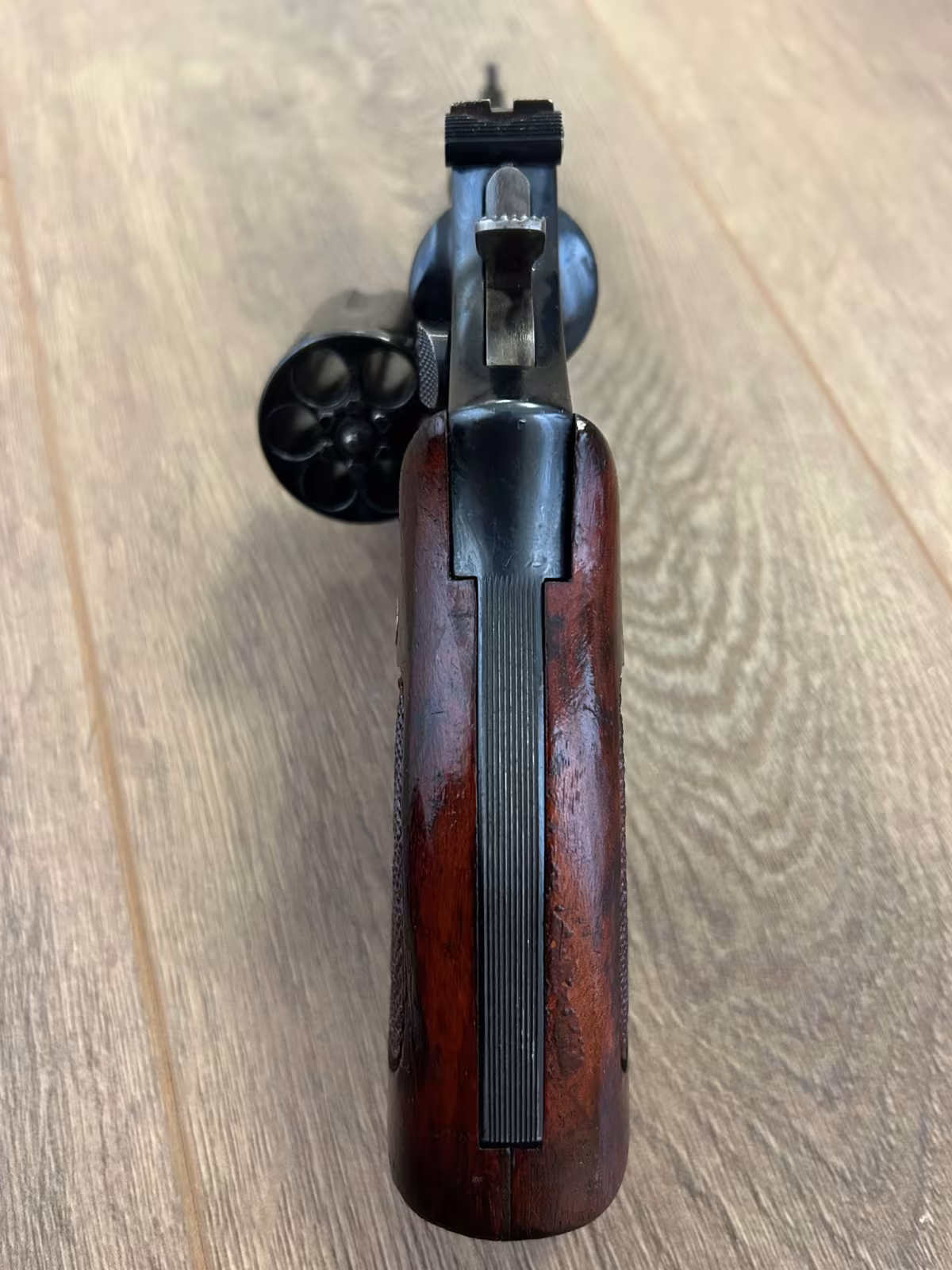 ASKERİ PERSONELDEN ORJİNAL 1988 YAPIMI SMİTH WESSON MAGNUM TOPLU 6 İNÇ TABANCA