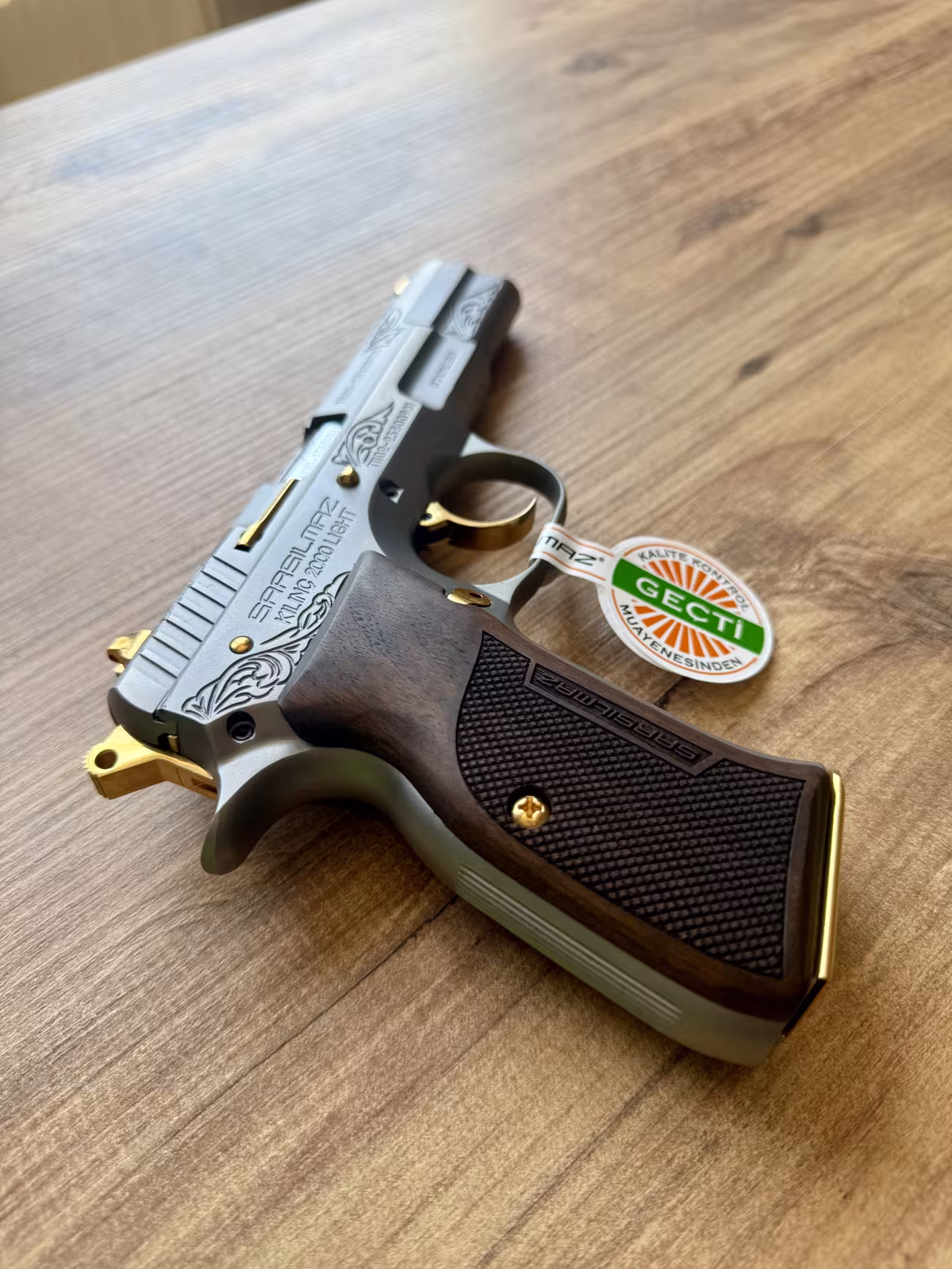 Sıfır Kullanılmamış Sarsılmaz Altın İşlemeli