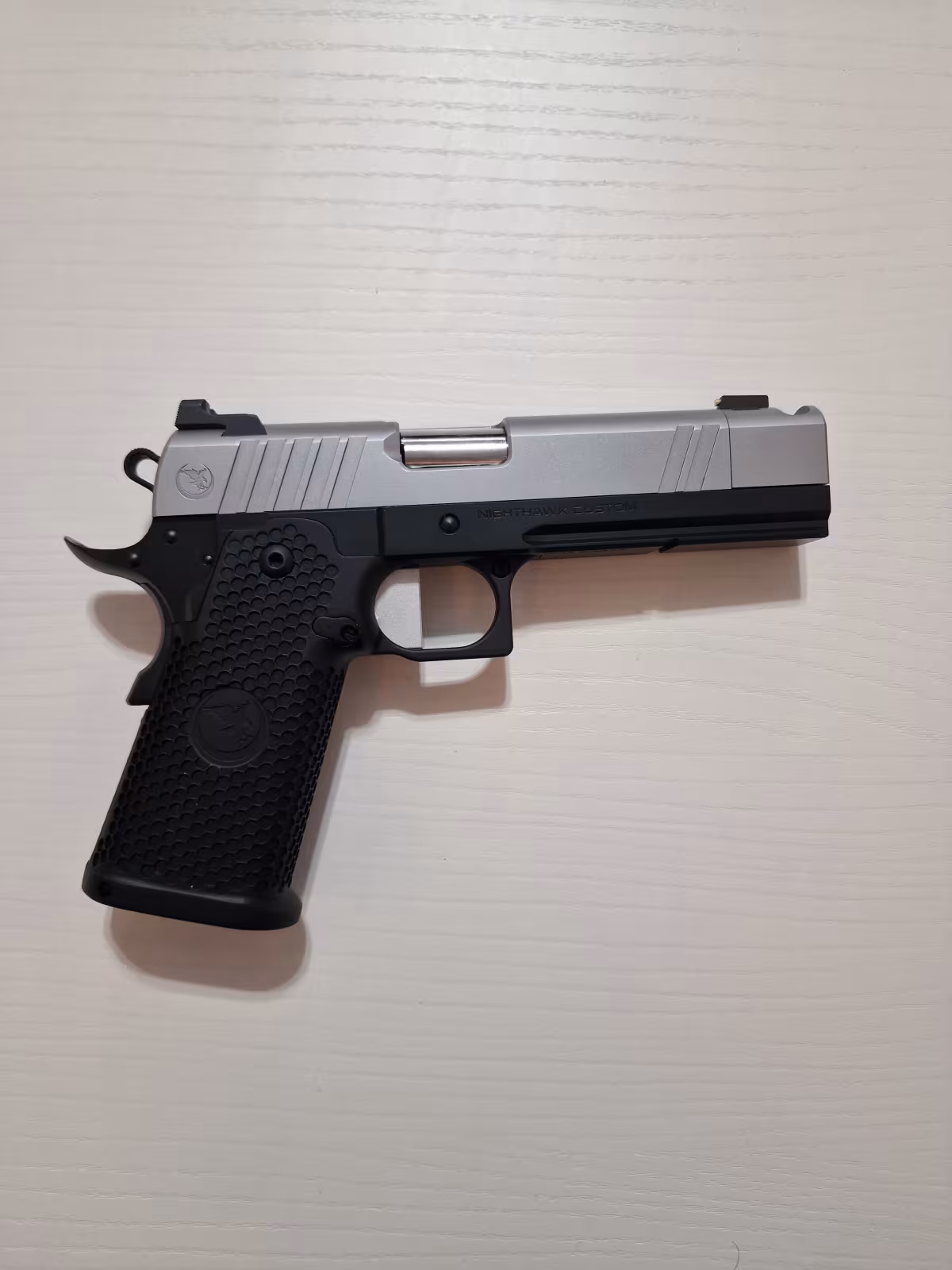 ACİL SATILIK, TAKASA UYGUN , SIFIR , HİÇ KULLANILMAMIŞ Nighthawk Custom