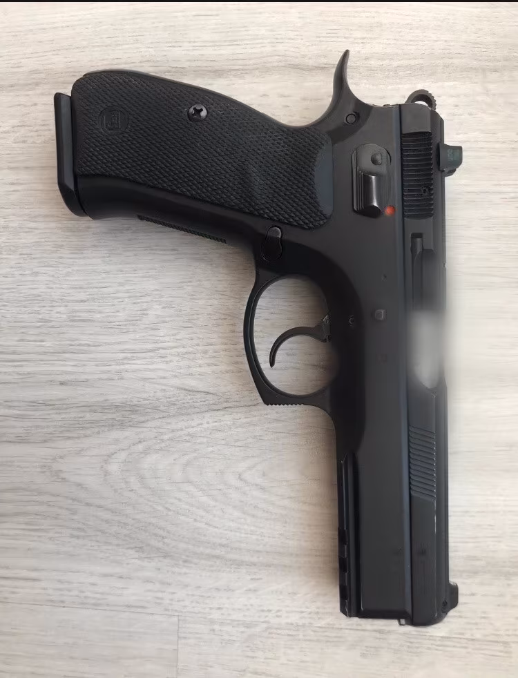Cz 75 SP-01 Kamu Görevlisinden