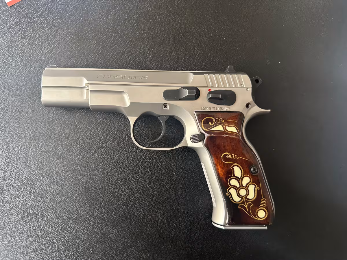 EMEKLİ EMNİYET GÖREVLİSİNDEN RUHSATLI SIFIR AYARINDA AZ ATIŞ YAPILAN ÖMÜR BOYU GARANTİLİ STANLESS STEEL SARSILMAZ KILINÇ 2000 LIGHT - 25.000 TL.