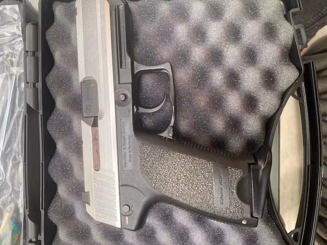 heckler &amp; koch usp compact 9mm 13+1