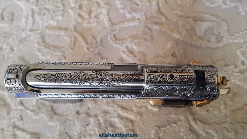 Beretta F81