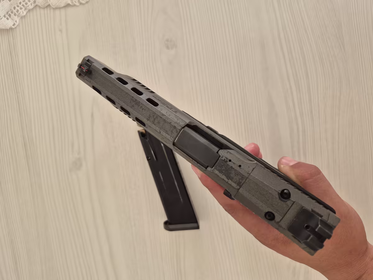 Acil satılık temiz tabanca