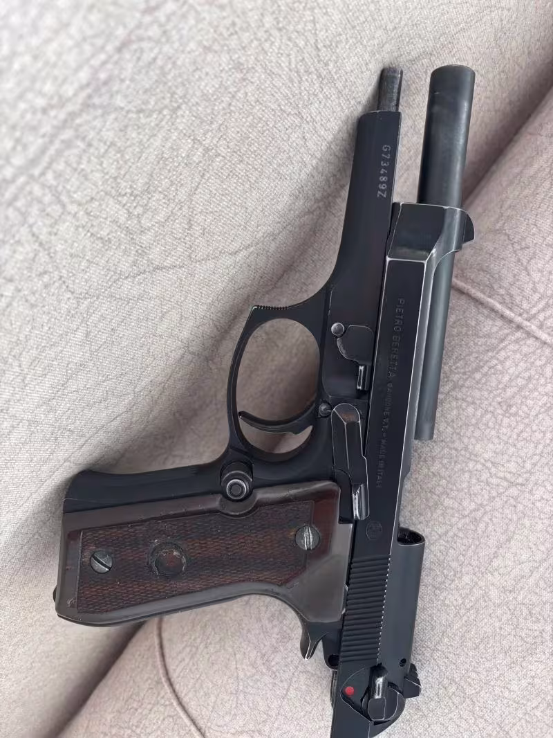 Hastasına temiz 92fs baretta